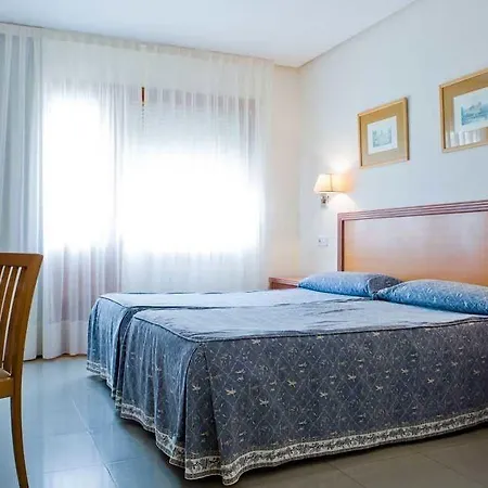 Hotel Arces 2*