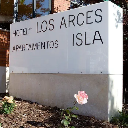 Arces Hotel 2*