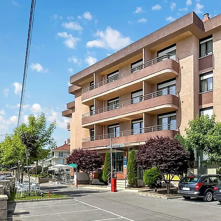 Hotel Arces